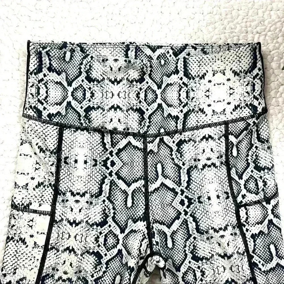 High Waisted Yoga Pants V Cross Waist Side Pocket Tummy Control Workout Legging - Picture 5 of 16